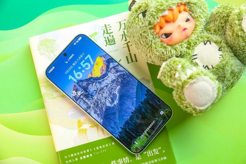 11000mAh 塞进旗舰机身?荣耀 Magic9 超能版上手,这配置我看傻了